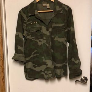 Mudd Long sleeve, button up camo shirt